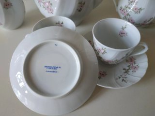 Juego de Porcelana Limoges Flores Rosas