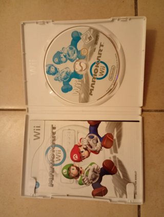 Gioco Nintendo wii super Mario Kart + 2 volanti