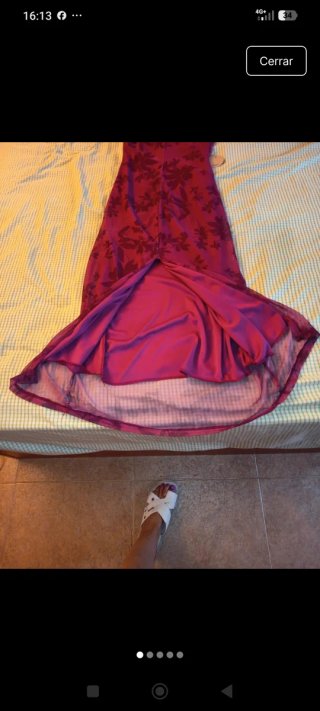 Vestido de fiesta morado y rojo