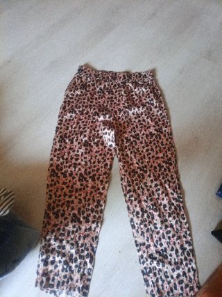 Pantalones y faldas varias verano 1€ cu