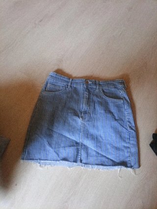 Pantalones y faldas varias verano 1€ cu