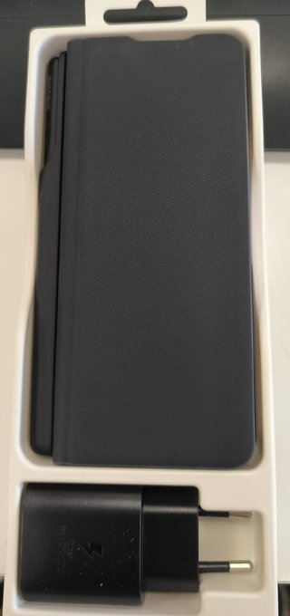 Cover originale Samsung per Z Fold3 5G + S Pen + Caricabatterie