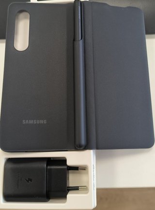 Cover originale Samsung per Z Fold3 5G + S Pen + Caricabatterie