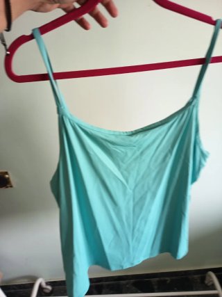 Camiseta tirantes elástica verde agua