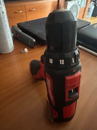 Taladro Atornillador Milwaukee M12 BDD