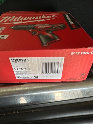 Taladro Atornillador Milwaukee M12 BDD