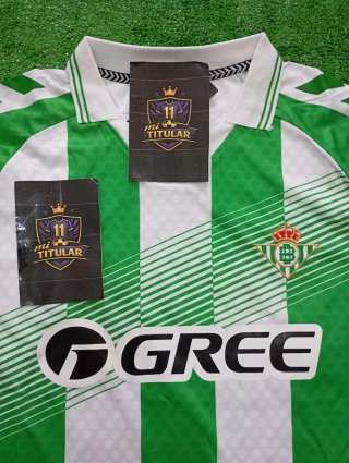 Camiseta Hummel Verde y Blanca