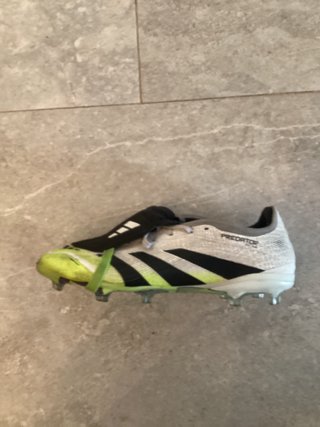 camisetas de fitbol y botas de futbol