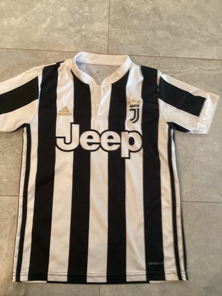 camisetas de fitbol y botas de futbol