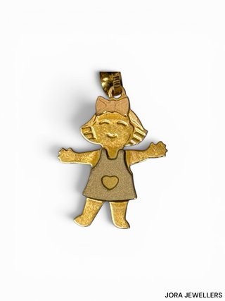 Colgante niña corazón oro 18k