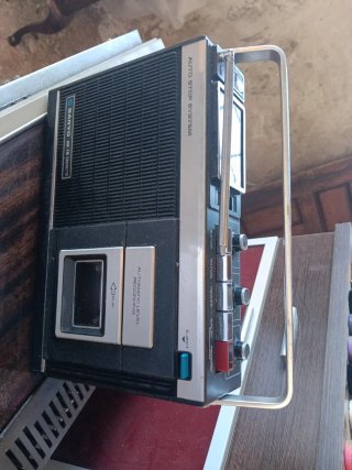 Radio Cassette Sanyo AM/FM Vintage