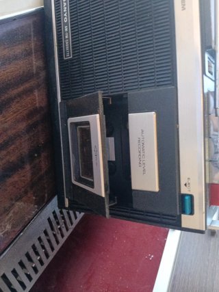 Radio Cassette Sanyo AM/FM Vintage