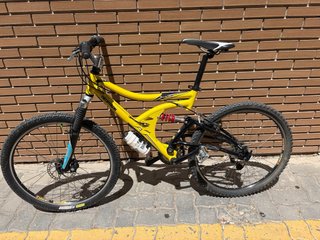 Bicicleta MTB Doble Suspensión Amarilla
