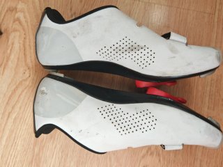 Botas Ciclismo Talla 45 con Pedales y Calas