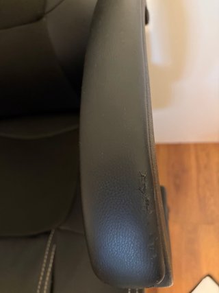 Silla de oficina negra