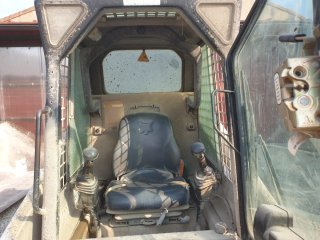Bobcat 753