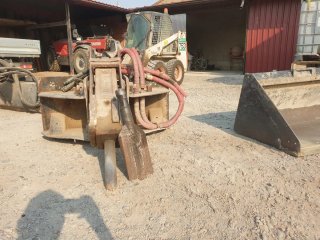Bobcat 753