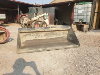Bobcat 753