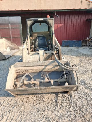Bobcat 753