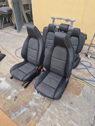 Juego de Asientos Mercedes CLA piel