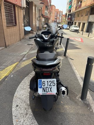 Honda PCX 125 Gris
