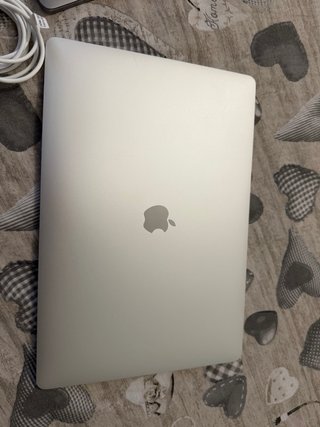 Lotto 2 MacBook Pro 16 2019 i7 + Ricambi