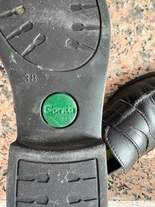 Mocasines Gorila Negros Talla 38