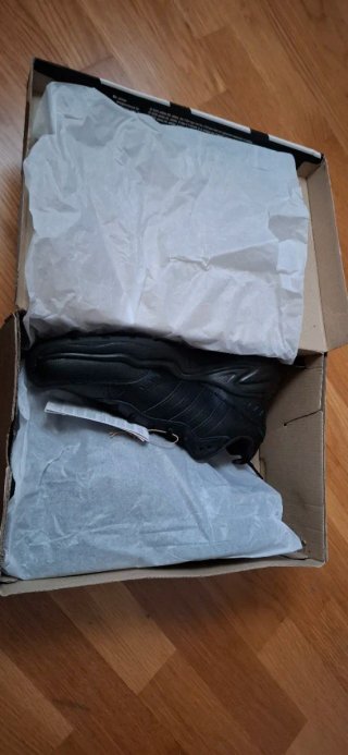 Zapatillas Adidas Negras Nuevas. Talla 41 o 7,5