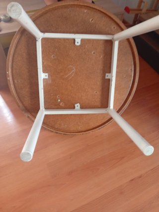 Mesa infantil para juegos y deberes