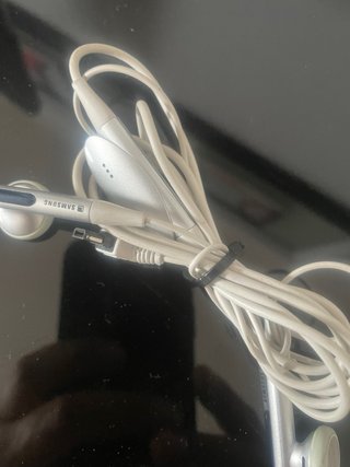 Samsung X540 Telemóvel com Acessórios