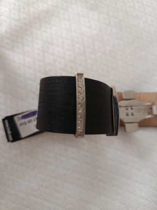 Reloj Breil Negro y Plateado precio negociable.
