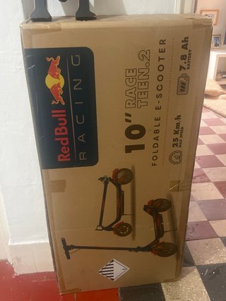 Patinete Eléctrico Red Bull Racing 10 Race