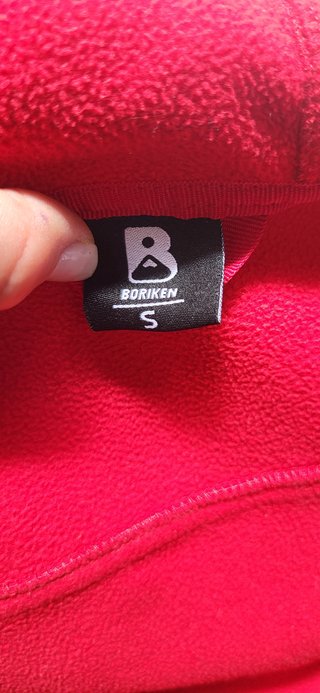 Chaqueta Polar Boriken con capucha Talla S Roja