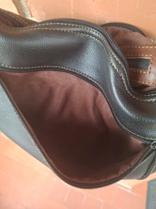 Bolso vintage cuero negro y marrón