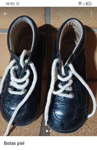 Botas de piel para bebé
