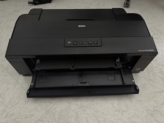 Impresora Epson Stylus Photo 1500 Negra + Papel