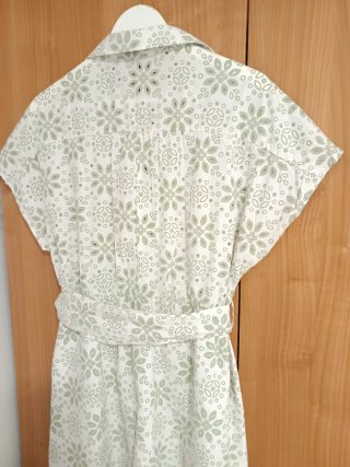 Vestido Zara verde bordado talla L