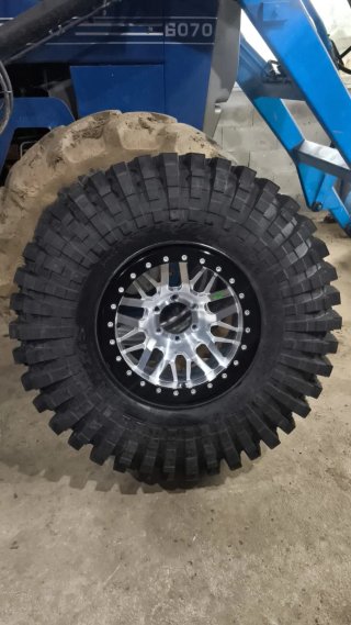 Maxxis Trepador y Llantas