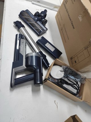 Aspirador Ultenic FS1 sin cable con base