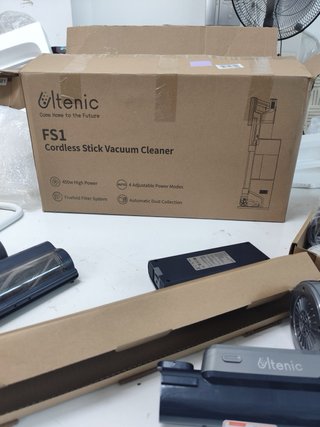 Aspirador Ultenic FS1 sin cable con base