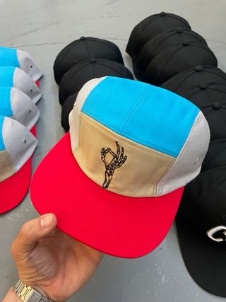 Lote 16 gorras Creek