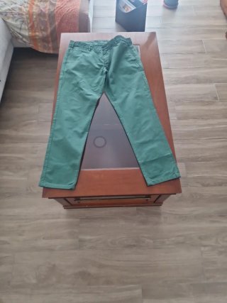 Pantalón chino Massimo Dutti verde oscuro
