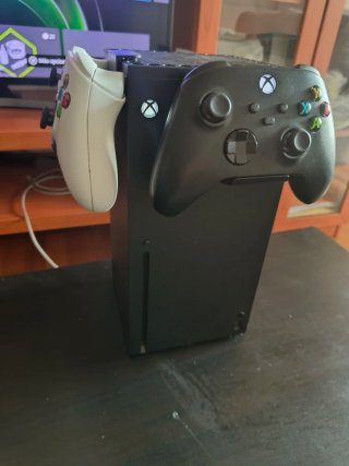 Xbox Series X 1TB+2 Controller+Giochi