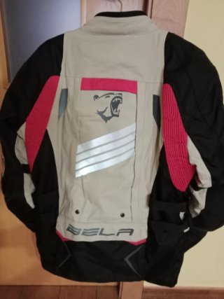 Chaqueta de moto Bela con ventilaciones