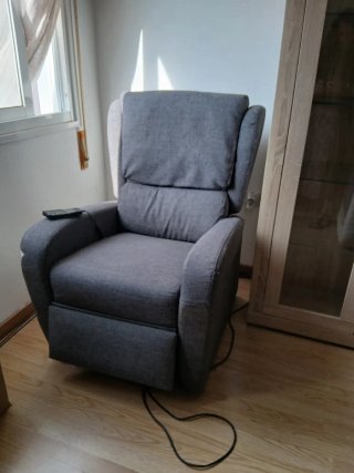 Sillón reclinable eléctrico gris