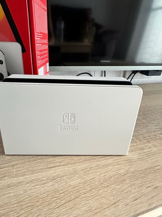 Nintendo Switch OLED Bianca