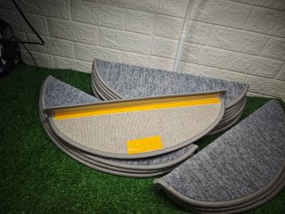 15 Alfombras Escaleras  Semicirculares 55x15Cm