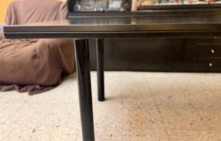 Mesa de comedor madera maciza y robusta