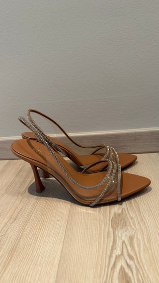 Tacones Zara Talla 40 Marrón y Dorado