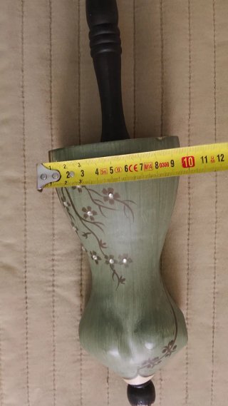 Maniquí de madera para collares